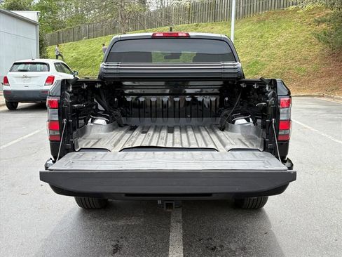 Certified 2023 Nissan Frontier SV w/ Technology Package image 26