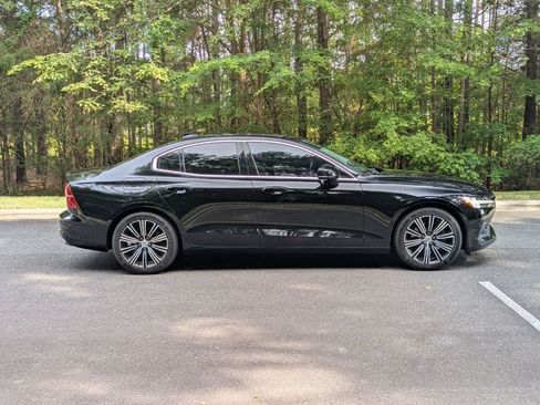 Used 2019 Volvo S60 T5 Inscription FWD image 11