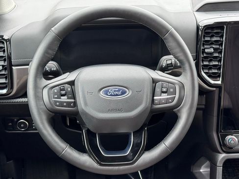 Used 2024 Ford Ranger Lariat image 7