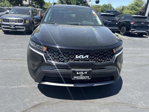Used 2023 Kia Sorento S w/ Panoramic Sunroof Package AWD/4WD image 11