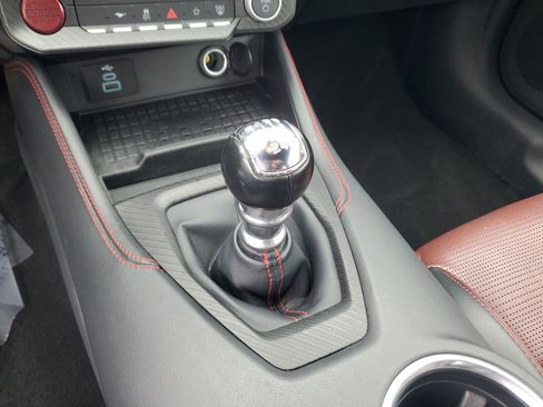 Used 2024 Ford Mustang GT Premium image 23