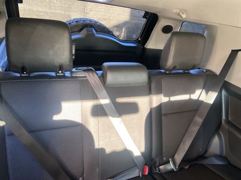 Used 2012 Toyota FJ Cruiser 4WD w/ Upgrade Pkg image 18