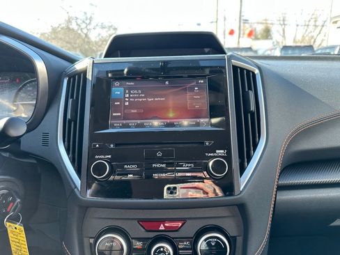 Used 2020 Subaru Crosstrek 2.0i Premium image 16