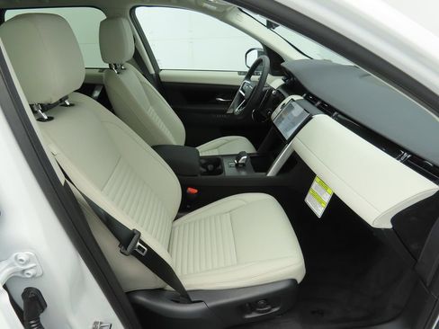 Used 2025 Land Rover Discovery Sport S image 20