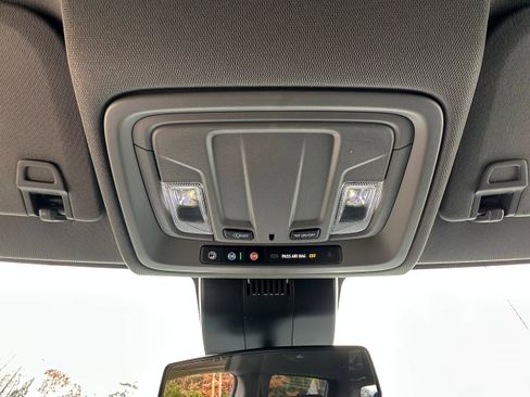 Used 2025 Chevrolet Silverado 1500 Custom Trail Boss w/ Turbomax Blackout Package image 15