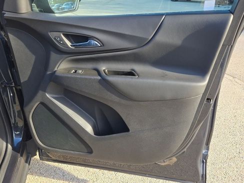Used 2023 Chevrolet Equinox LT image 8