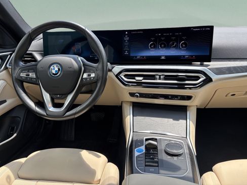 Used 2023 BMW i4 eDrive35 w/ Premium Package RWD image 7