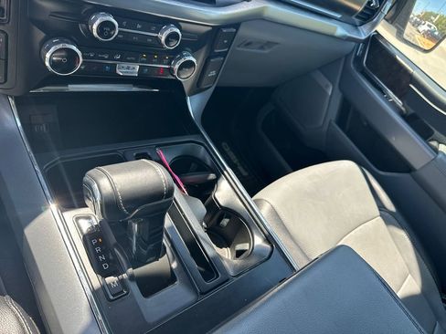 Used 2023 Ford F150 Lariat w/ FX4 Off-Road Package image 33