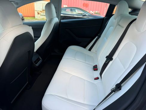 Used 2022 Tesla Model 3 Long Range AWD/4WD image 15