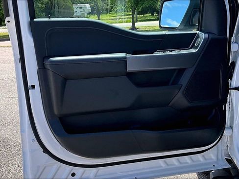 Used 2025 Ford F150 XLT w/ Equipment Group 302A MID image 20