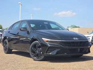 New 2026 Hyundai Elantra SEL FWD video 2