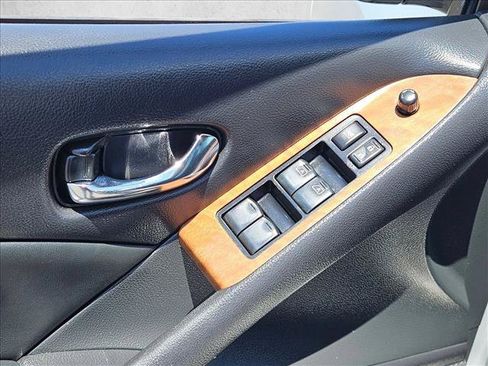 Used 2013 Nissan Murano LE FWD image 21