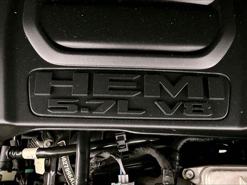 Used 2023 RAM 1500 Limited w/ Bed Utility Group image 30