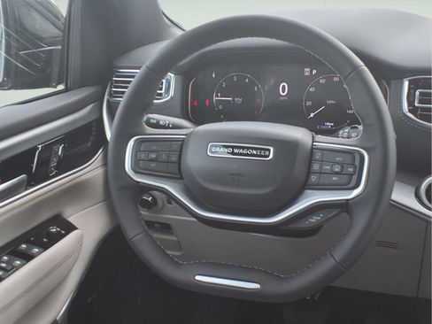 New 2026 Jeep Grand Wagoneer Limited AWD/4WD image 9
