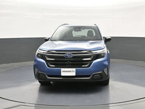 Used 2025 Subaru Forester Touring AWD/4WD image 30