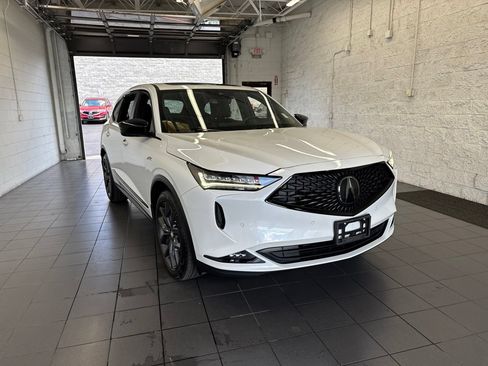 Used 2022 Acura MDX A-Spec AWD/4WD image 2