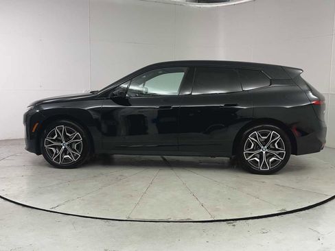 Used 2024 BMW iX xDrive50 w/ Premium Package AWD/4WD image 4