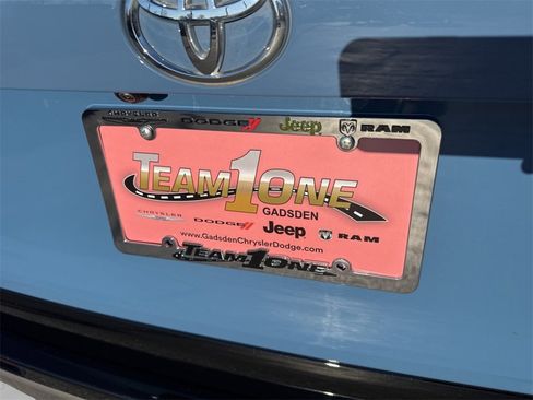 Used 2025 Toyota RAV4 SE image 29