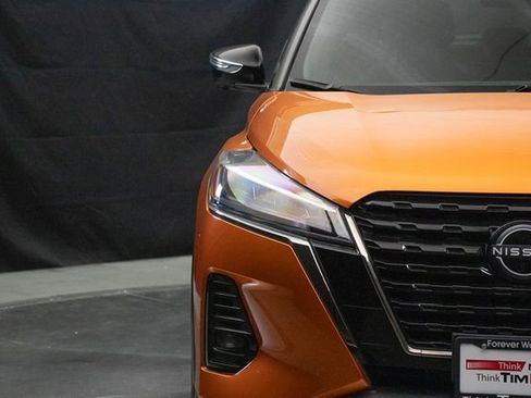 Used 2022 Nissan Kicks SR FWD image 6