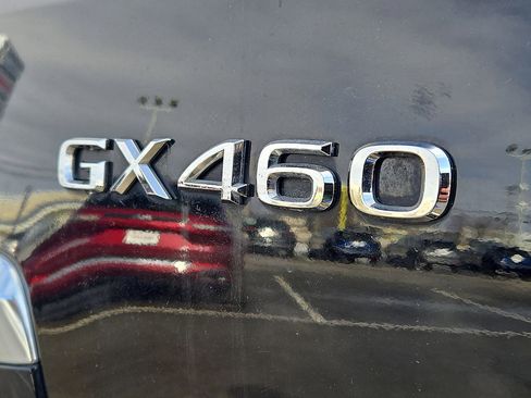 Used 2023 Lexus GX 460 Premium w/ Premium Plus Package image 30