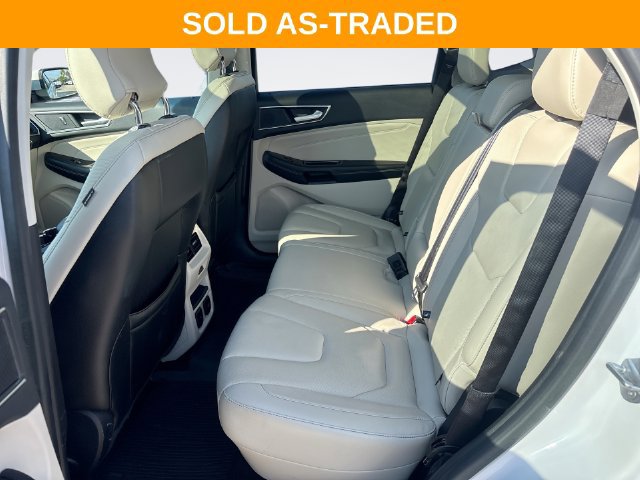 Used 2017 Ford Edge Titanium w/ Equipment Group 302A FWD image 23