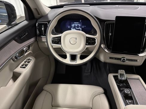 New 2026 Volvo XC90 T8 Ultra w/ Protection Package AWD/4WD image 22