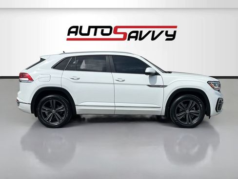Used 2021 Volkswagen Atlas Cross Sport SE FWD image 8