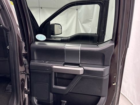 Certified 2019 Ford F150 XLT w/ Equipment Group 302A Luxury image 34