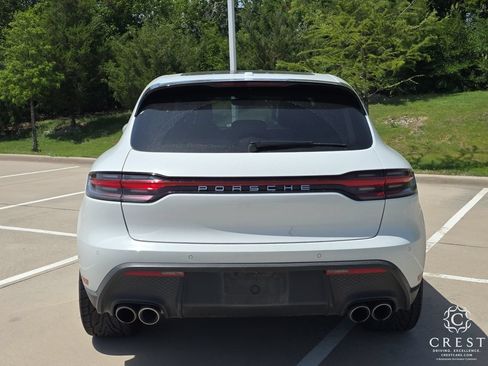 Used 2023 Porsche Macan S AWD/4WD image 4