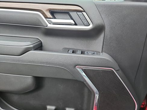 Used 2025 Chevrolet Silverado 1500 RST image 13