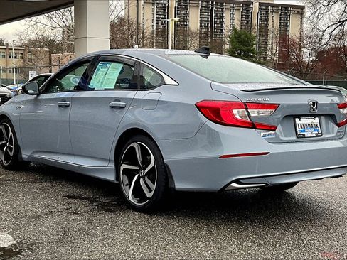 Used 2022 Honda Accord Sport image 12
