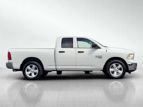 Used 2024 RAM 1500 Classic SLT AWD/4WD image 3