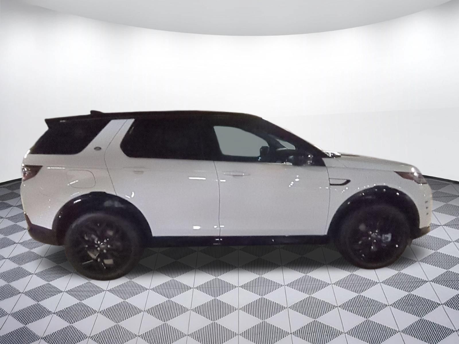 New 2026 Land Rover Discovery Sport Landmark AWD/4WD image 6