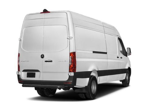 Used 2021 Mercedes-Benz Sprinter 3500 image 2