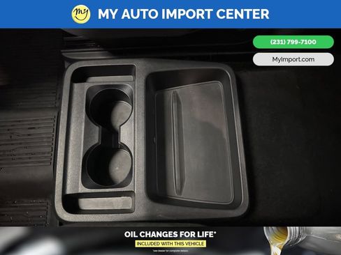 Used 2021 Ford Explorer XLT w/ Equipment Group 202A image 25