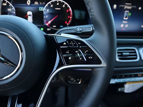 New 2026 Mercedes-Benz GLE 450 4MATIC image 39