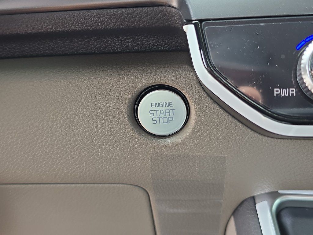 New 2027 Kia Carnival FWD image 27