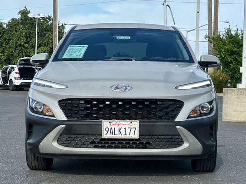 Used 2022 Hyundai Kona SE w/ Cargo Package AWD/4WD image 9