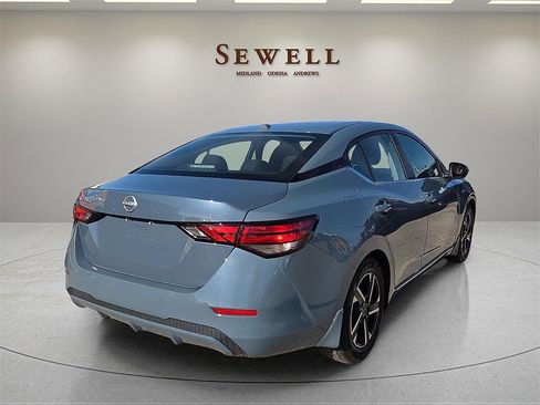 Used 2025 Nissan Sentra SV w/ All-Weather Package image 4