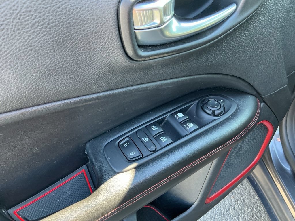 Used 2020 Jeep Compass Trailhawk AWD/4WD image 18