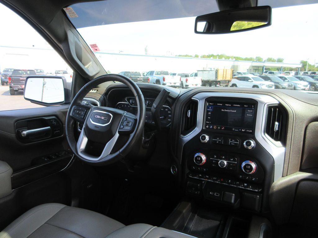 Used 2022 GMC Sierra 1500 SLT w/ SLT Premium Plus Package AWD/4WD image 29