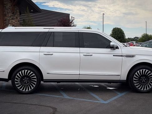 Used 2018 Lincoln Navigator L Black Label AWD/4WD image 37