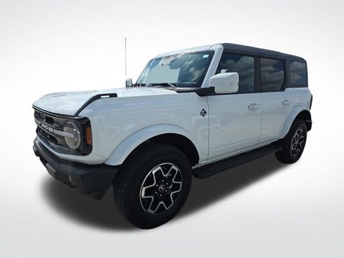 Used 2024 Ford Bronco Outer Banks AWD/4WD image 36