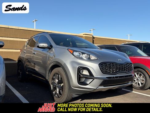 Certified 2020 Kia Sportage S w/ S Sunroof Package image 1