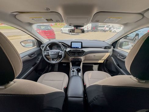 Used 2022 Ford Escape SE AWD/4WD image 3