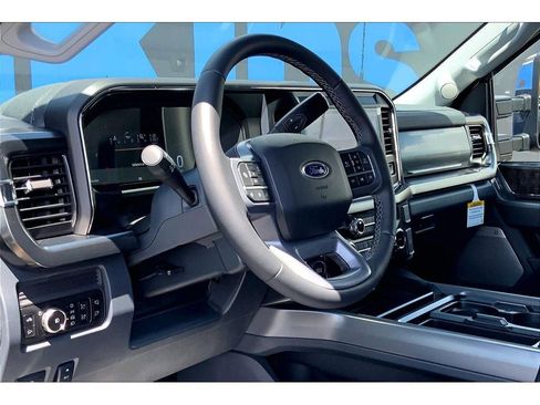 New 2026 Ford F350 Lariat w/ Lariat Premium Package AWD/4WD image 6