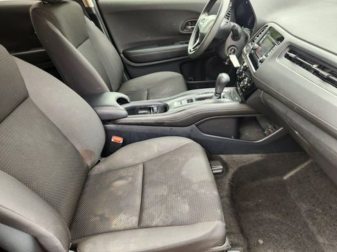 Used 2022 Honda HR-V LX image 14