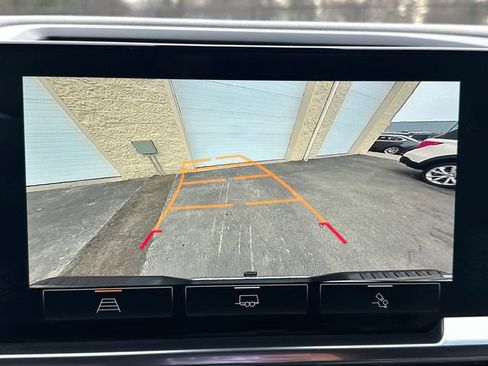 Certified 2022 GMC Sierra 1500 SLT w/ SLT Premium Package image 31