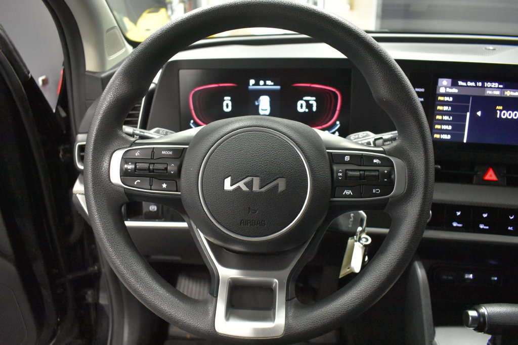 Used 2024 Kia Sportage LX FWD image 24