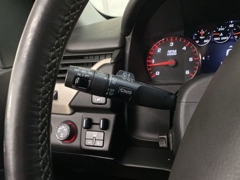 Used 2016 GMC Yukon Denali w/ Open Road Package AWD/4WD image 22